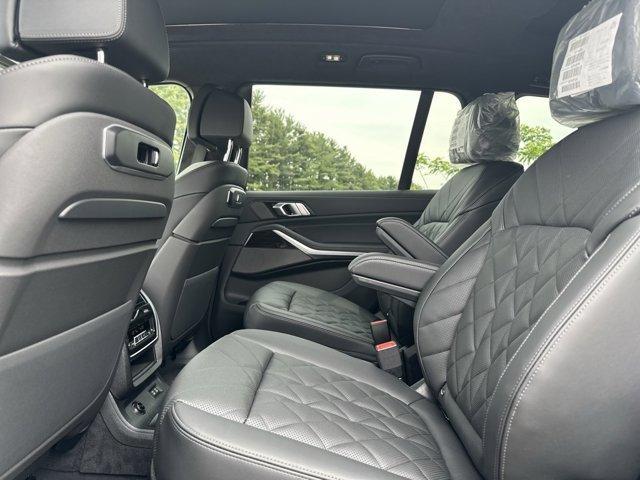 new 2026 BMW X7 car, priced at $98,925