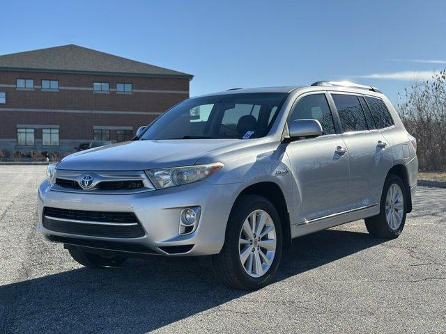 used 2013 Toyota Highlander Hybrid car, priced at $15,980