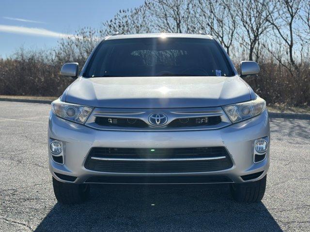 used 2013 Toyota Highlander Hybrid car, priced at $15,980