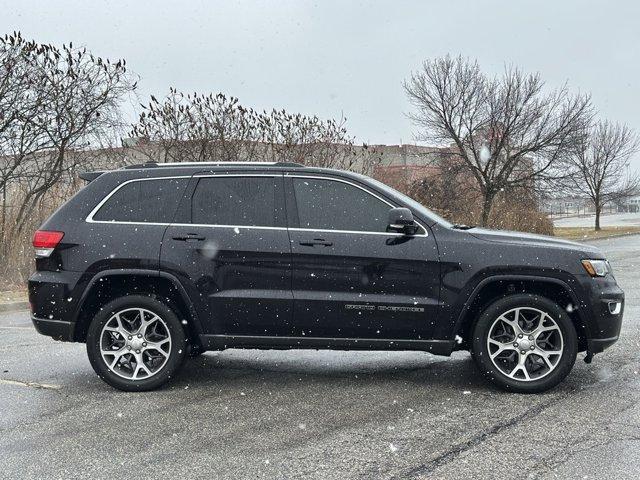 used 2018 Jeep Grand Cherokee car, priced at $18,980