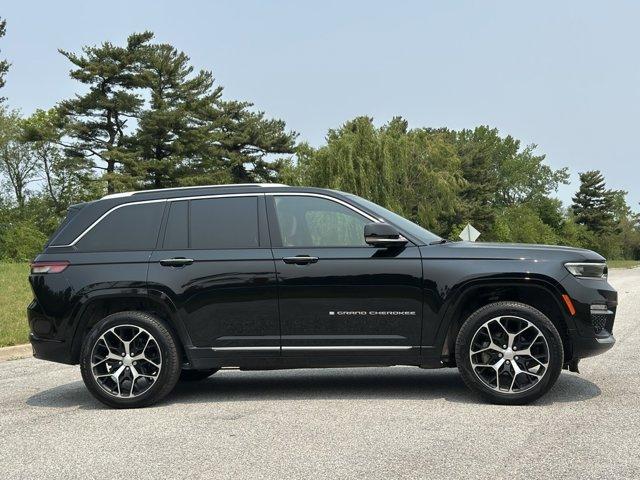 used 2023 Jeep Grand Cherokee car, priced at $42,980