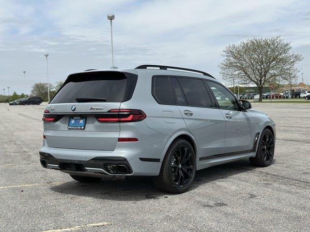 new 2025 BMW X7 car, priced at $121,025