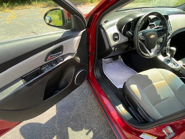 used 2012 Chevrolet Cruze car, priced at $5,250
