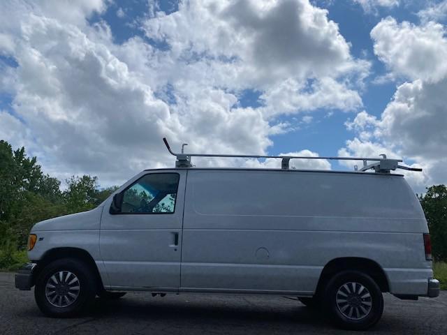 used 2002 Ford E150 car, priced at $5,295