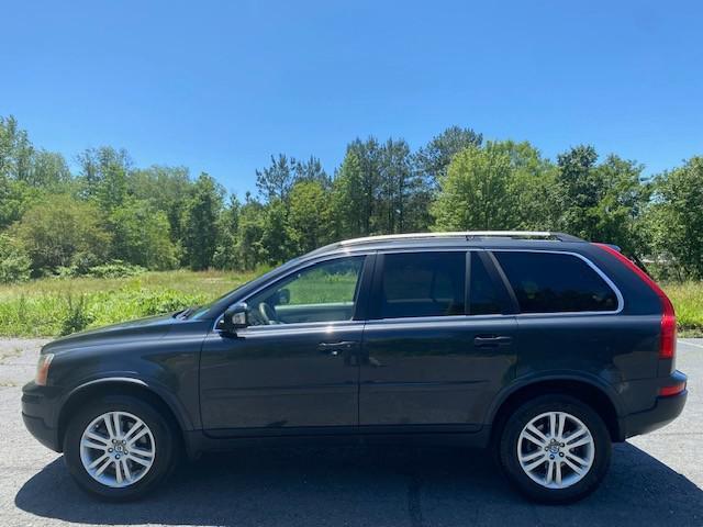 used 2011 Volvo XC90 car, priced at $5,795