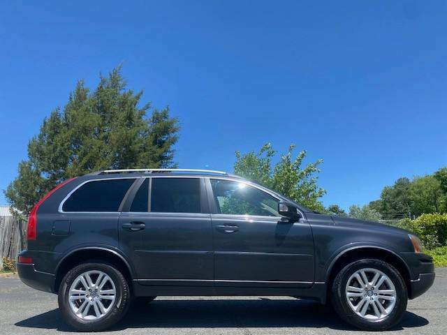 used 2011 Volvo XC90 car, priced at $5,795