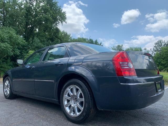 used 2008 Chrysler 300 car, priced at $5,550