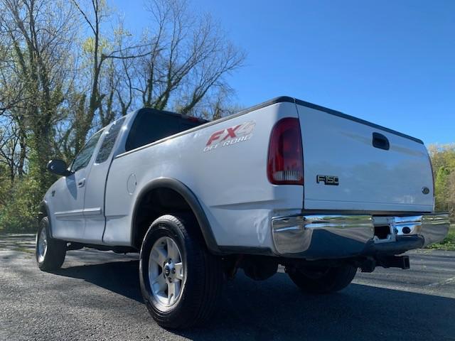 used 2002 Ford F-150 car, priced at $6,550