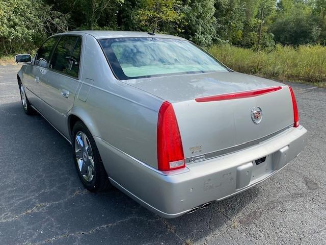 used 2007 Cadillac DTS car, priced at $4,495
