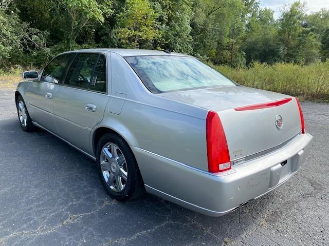 used 2007 Cadillac DTS car, priced at $4,495