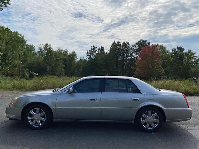 used 2007 Cadillac DTS car, priced at $4,495