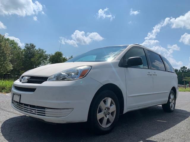 used 2004 Toyota Sienna car, priced at $3,995