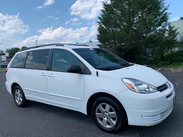 used 2004 Toyota Sienna car, priced at $3,995