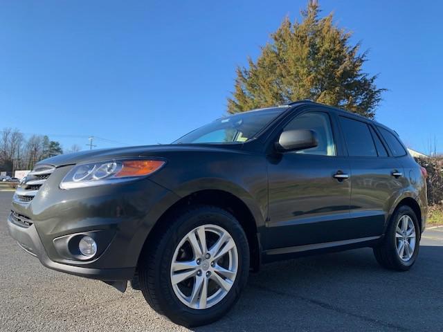 used 2012 Hyundai Santa Fe car, priced at $6,795