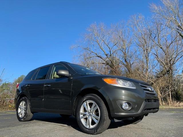 used 2012 Hyundai Santa Fe car, priced at $6,795