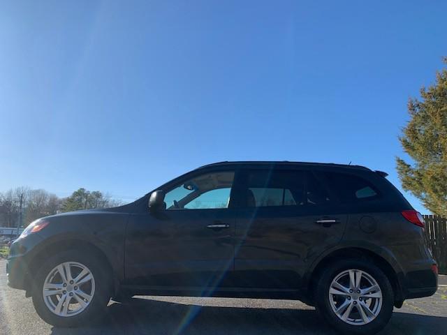 used 2012 Hyundai Santa Fe car, priced at $6,795