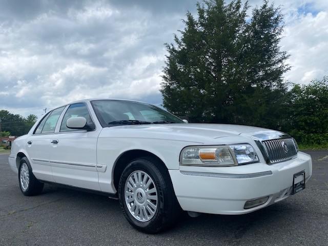 used 2007 Mercury Grand Marquis car, priced at $7,595
