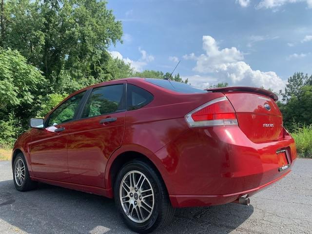 used 2011 Ford Focus car, priced at $5,550