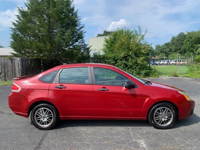 used 2011 Ford Focus car, priced at $5,550