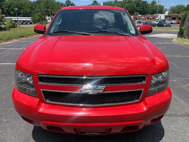 used 2009 Chevrolet Avalanche car, priced at $10,250