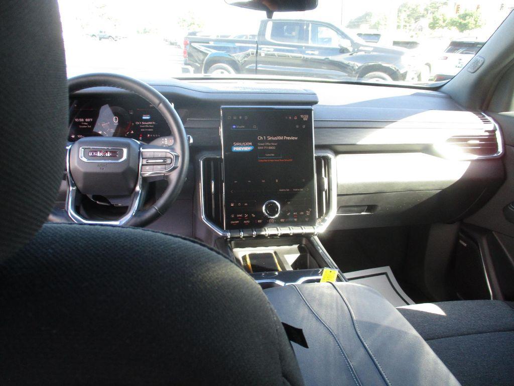 used 2025 GMC Acadia car