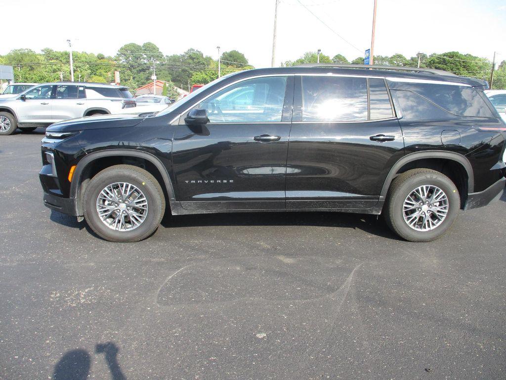 used 2025 Chevrolet Traverse car