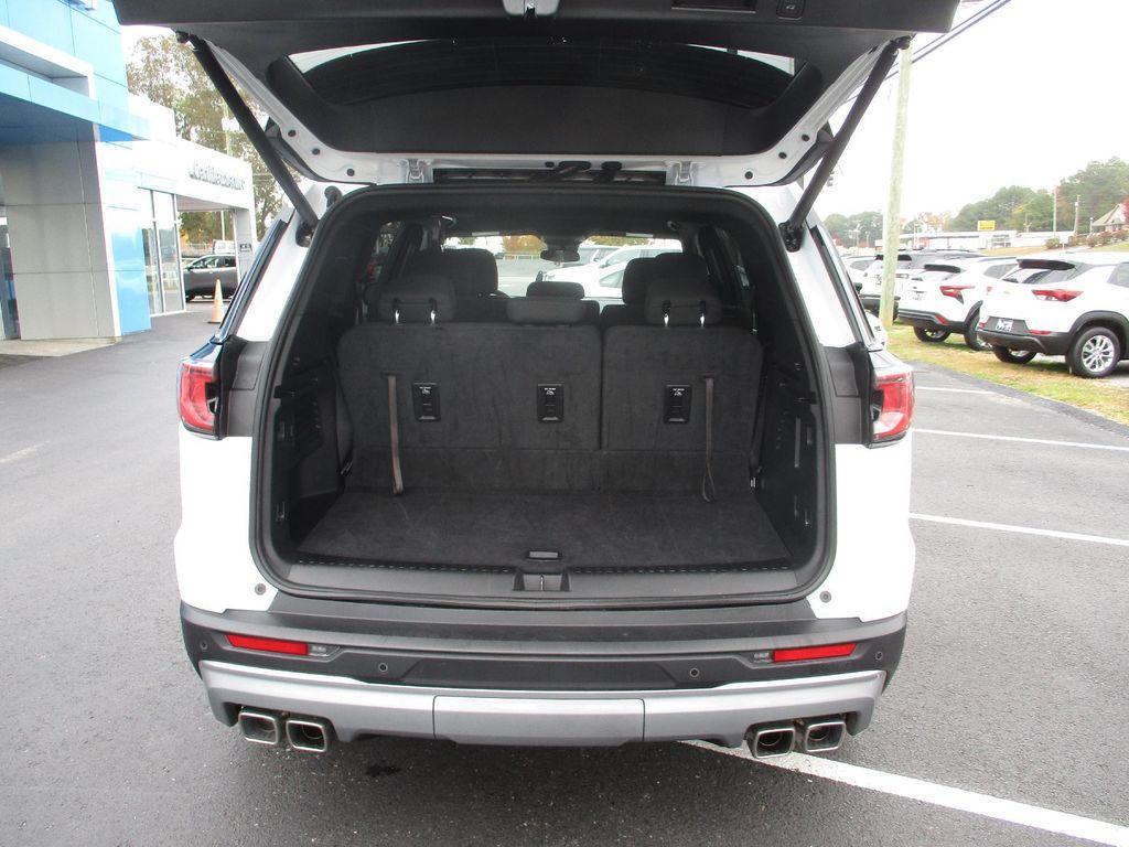 used 2025 GMC Acadia car, priced at $33,999