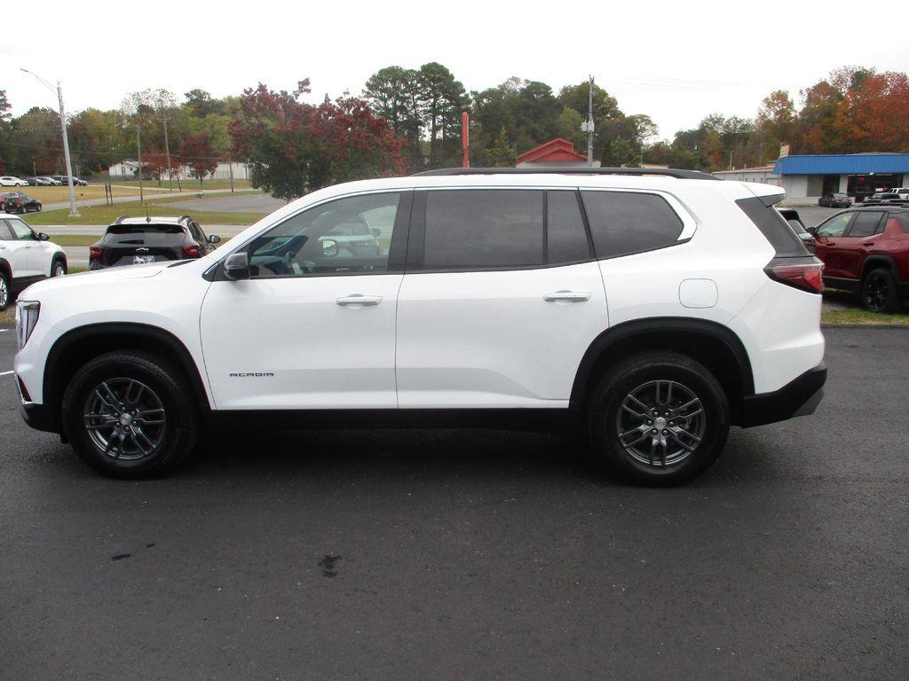 used 2025 GMC Acadia car, priced at $33,999