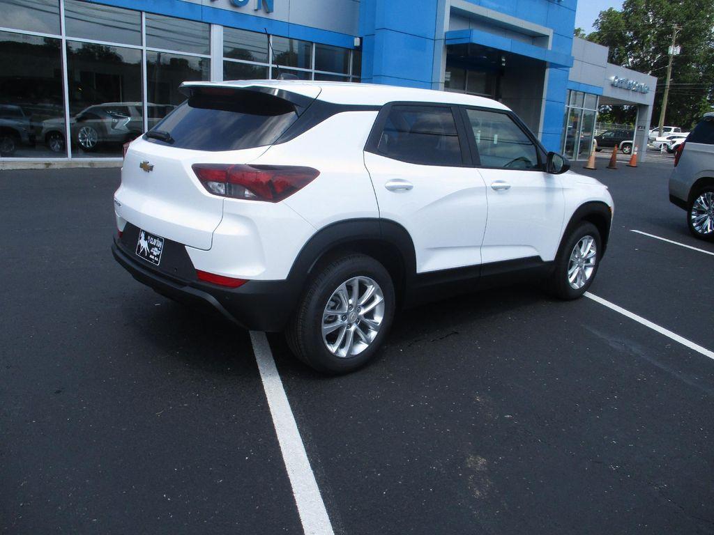 new 2026 Chevrolet TrailBlazer car, priced at $24,999