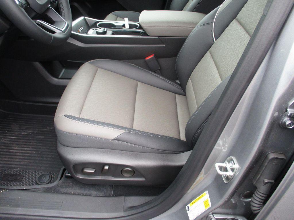 new 2026 Chevrolet Equinox car, priced at $30,999