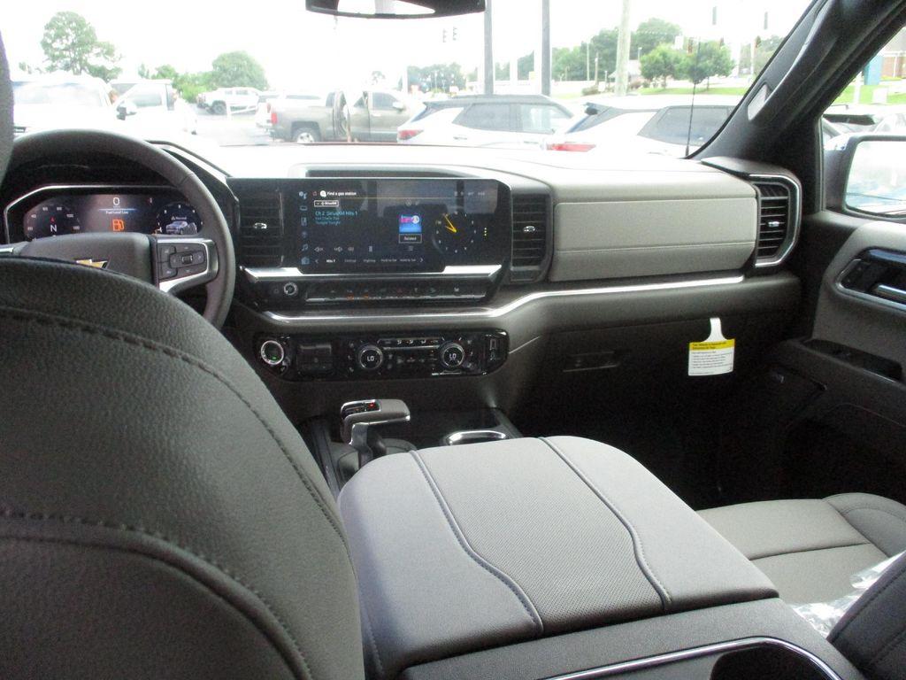 new 2025 Chevrolet Silverado 1500 car, priced at $57,999