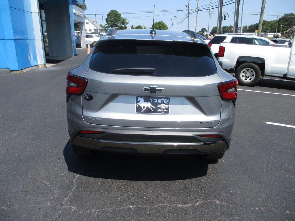 new 2025 Chevrolet Trax car, priced at $25,999