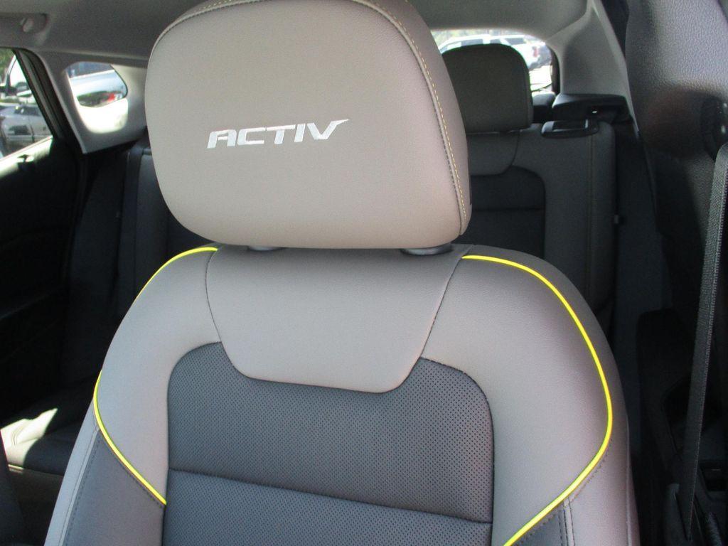new 2025 Chevrolet Trax car, priced at $25,999