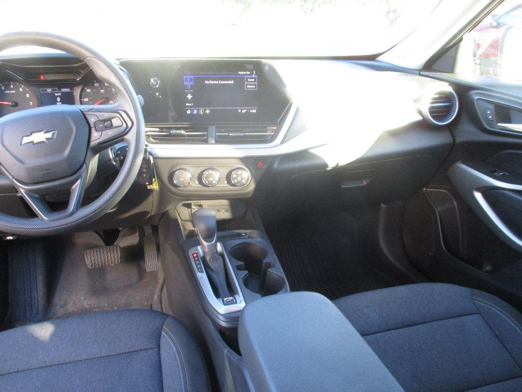 used 2024 Chevrolet Trax car, priced at $18,999