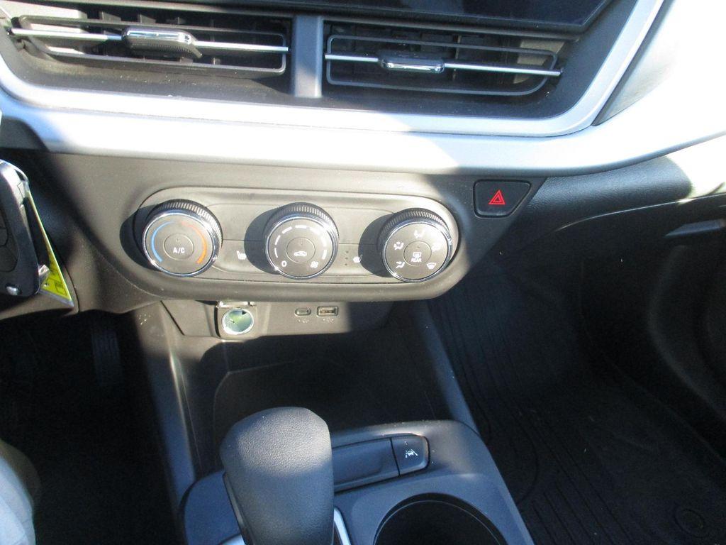 used 2024 Chevrolet Trax car, priced at $18,999