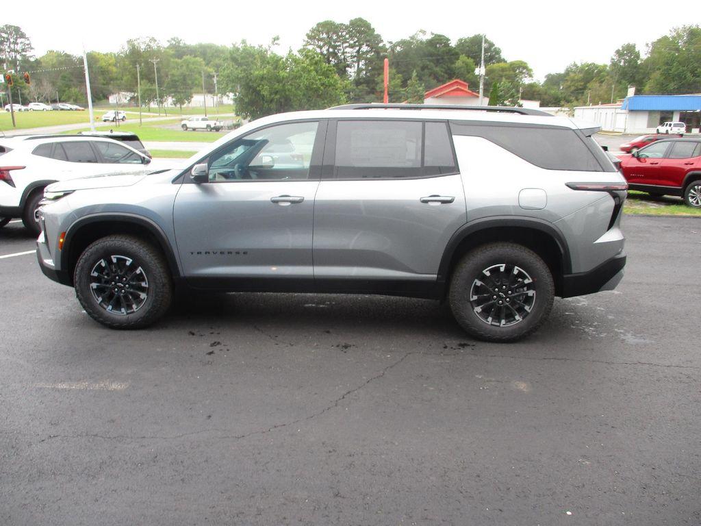 new 2026 Chevrolet Traverse car, priced at $51,499