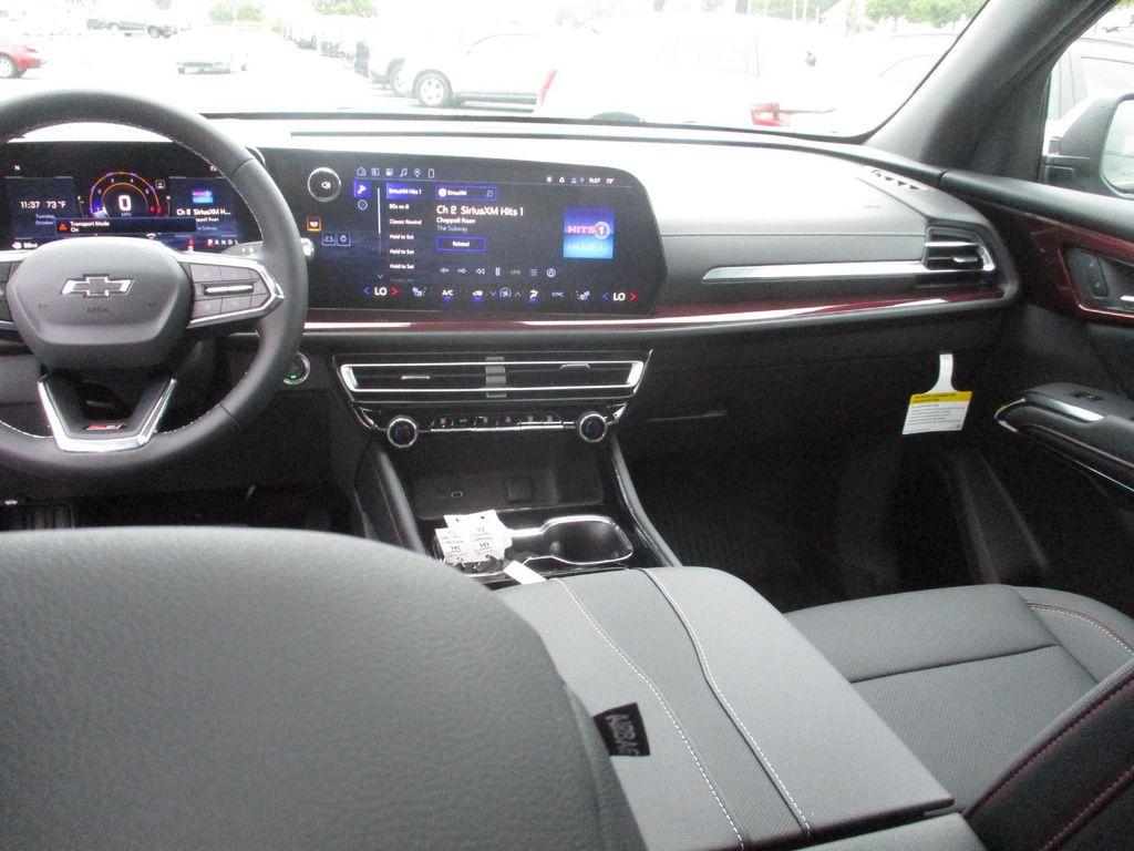 new 2026 Chevrolet Traverse car, priced at $51,499