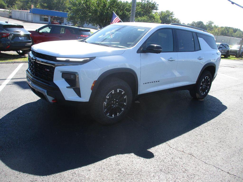 new 2026 Chevrolet Traverse car, priced at $52,999