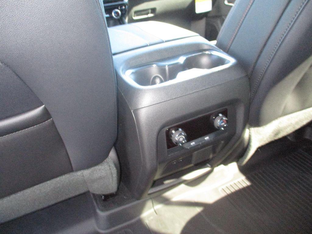 new 2026 Chevrolet Traverse car, priced at $52,999