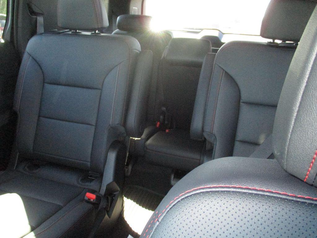 new 2026 Chevrolet Traverse car, priced at $52,999