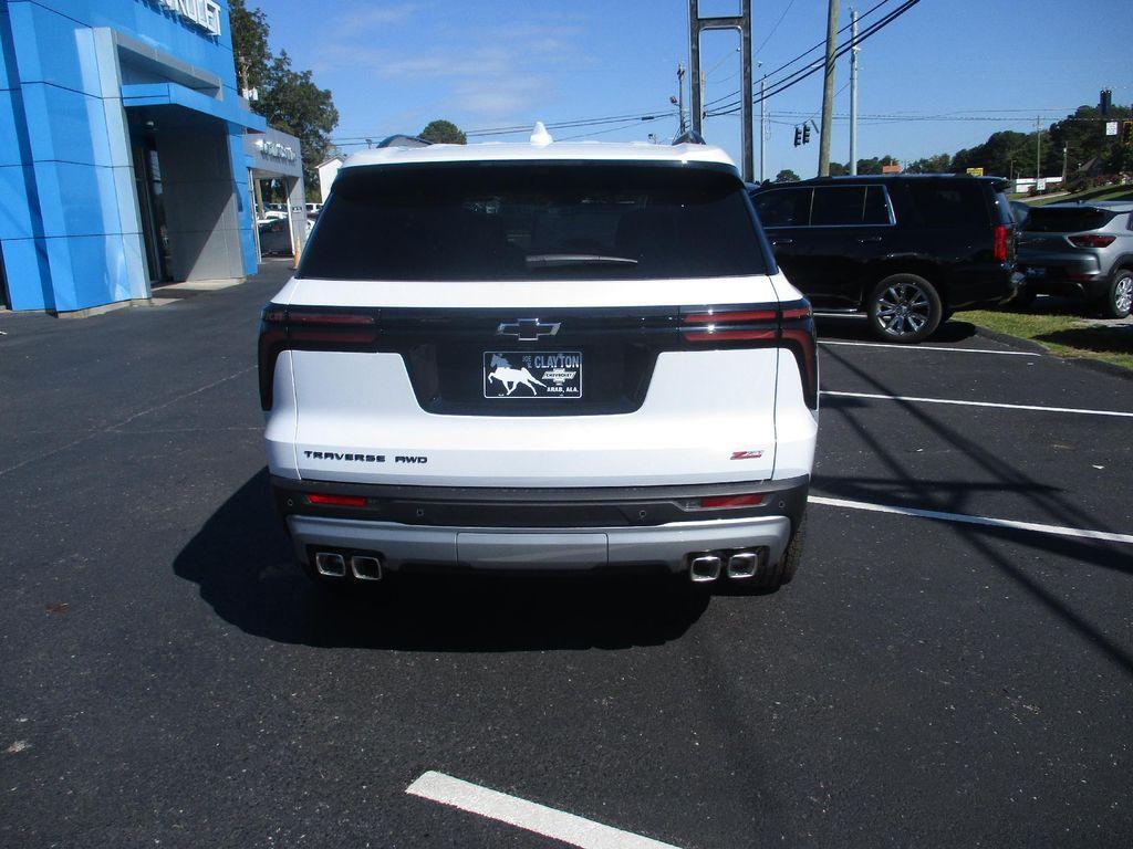 new 2026 Chevrolet Traverse car, priced at $52,999