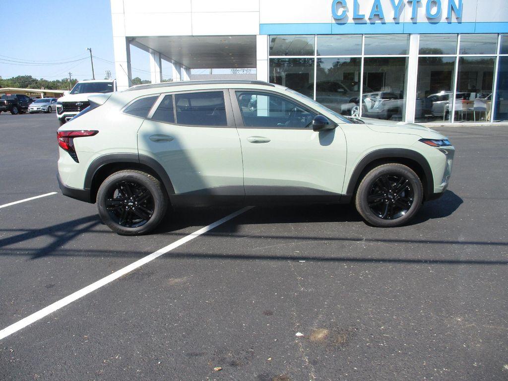 new 2025 Chevrolet Trax car, priced at $25,799