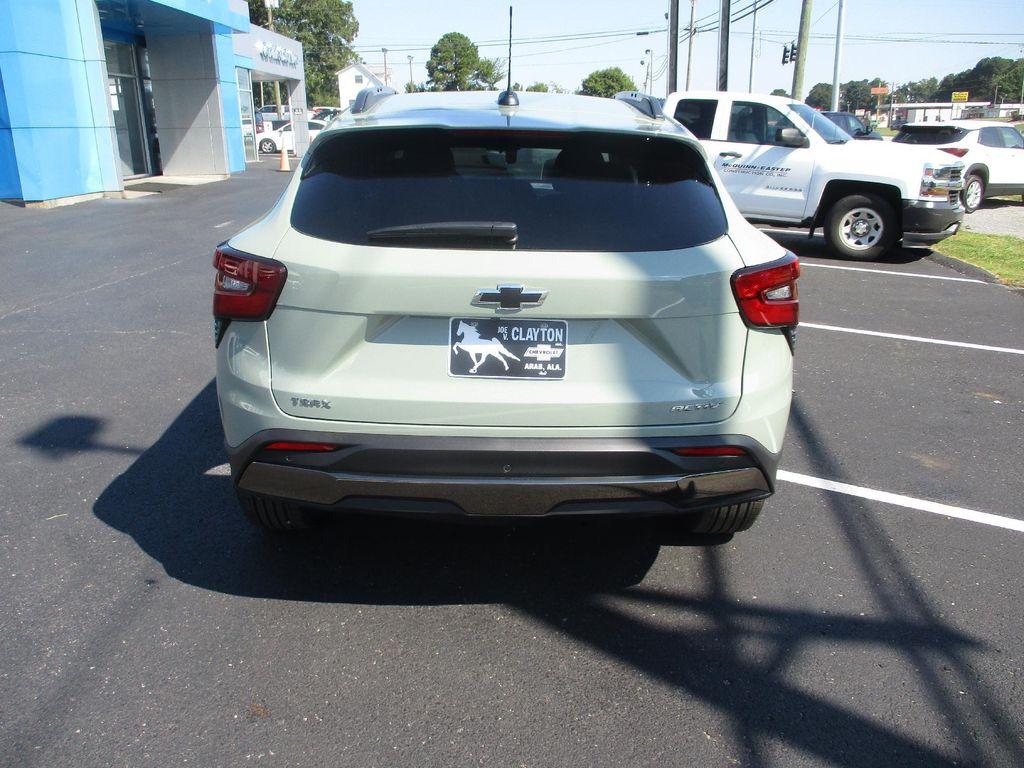 new 2025 Chevrolet Trax car, priced at $25,799