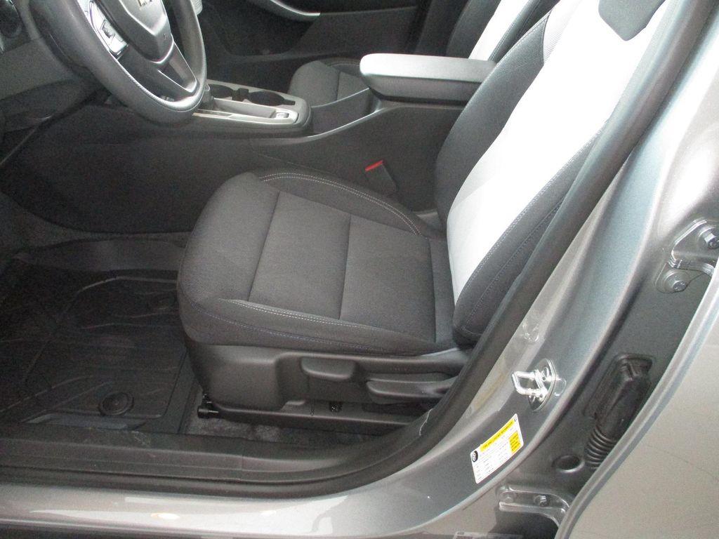 new 2025 Chevrolet Trax car, priced at $22,999