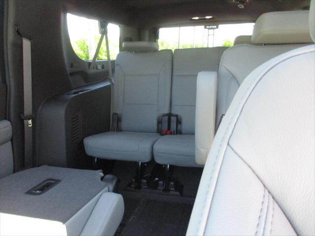 new 2025 Chevrolet Suburban car, priced at $76,999