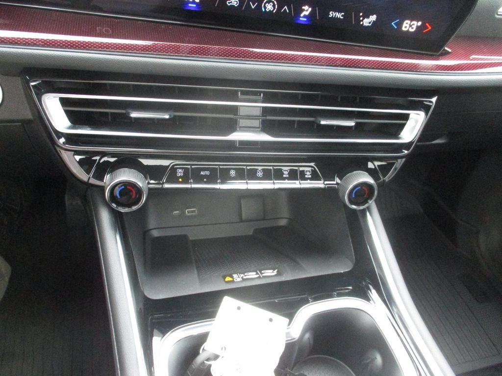 new 2026 Chevrolet Traverse car, priced at $53,499