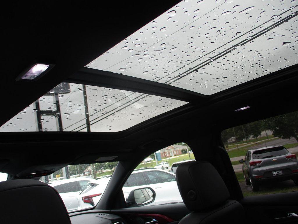 new 2026 Chevrolet Traverse car, priced at $53,499