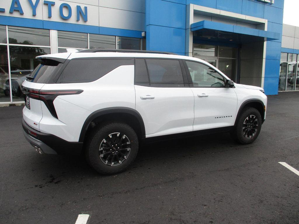 new 2026 Chevrolet Traverse car, priced at $53,499