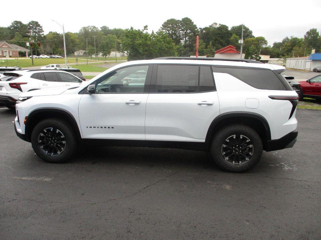 new 2026 Chevrolet Traverse car, priced at $53,499