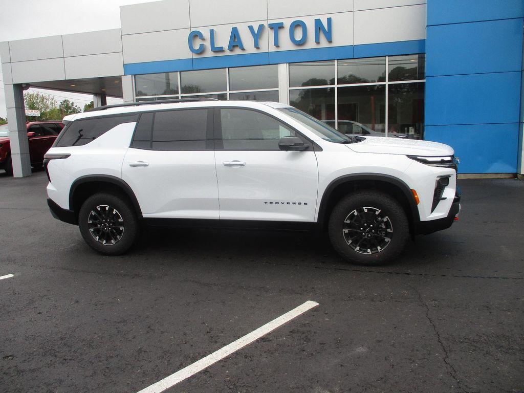 new 2026 Chevrolet Traverse car, priced at $53,499